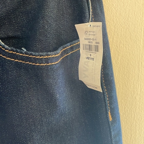 NWT Old Navy WoW Wide Leg Jeans - Picture 4 of 5